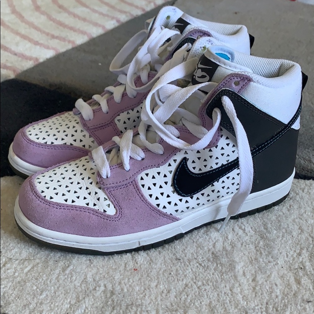 Unique Nike high top